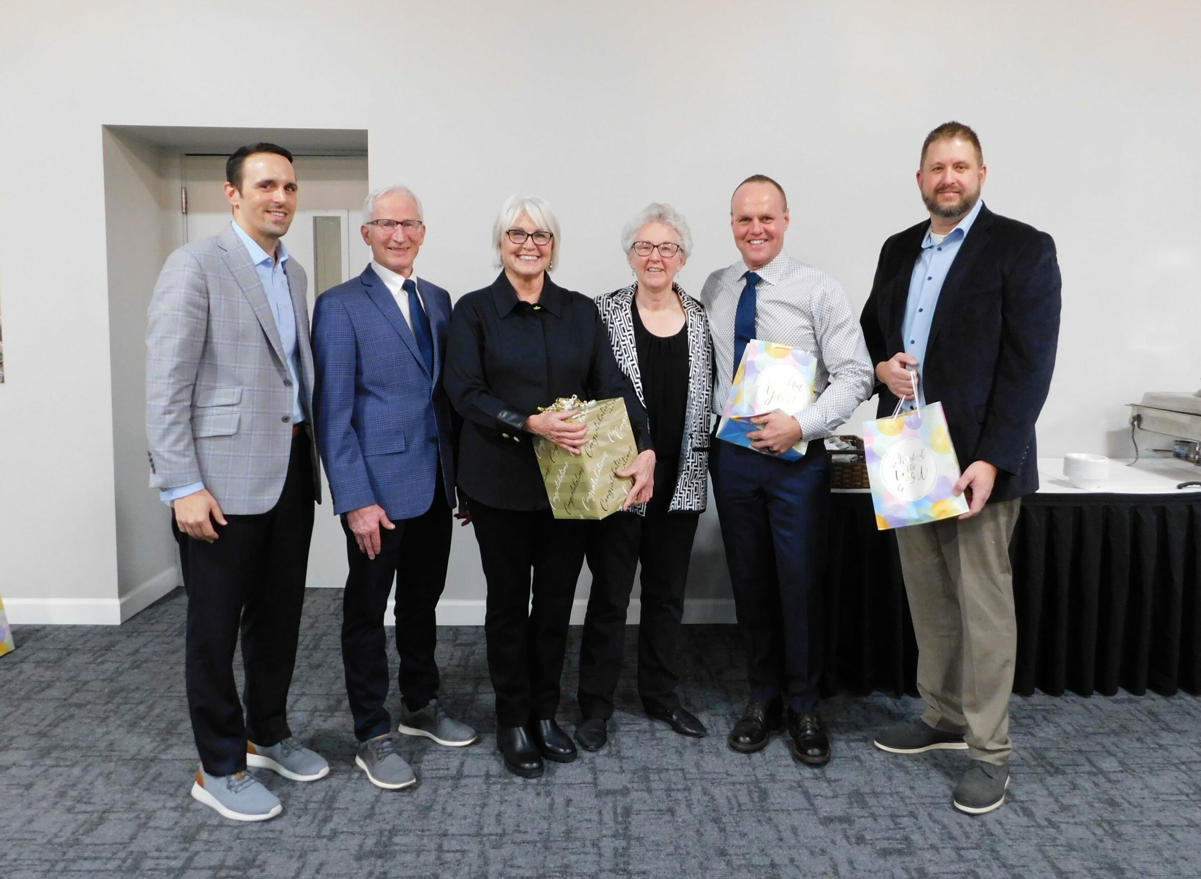 4CCF recognizes service of trustees, retired program officer